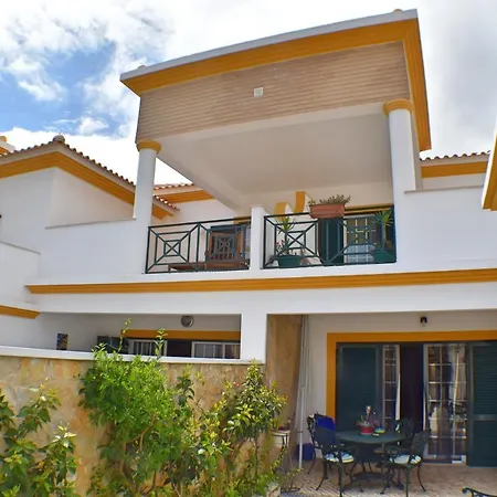 Casa Eric البوفيرا